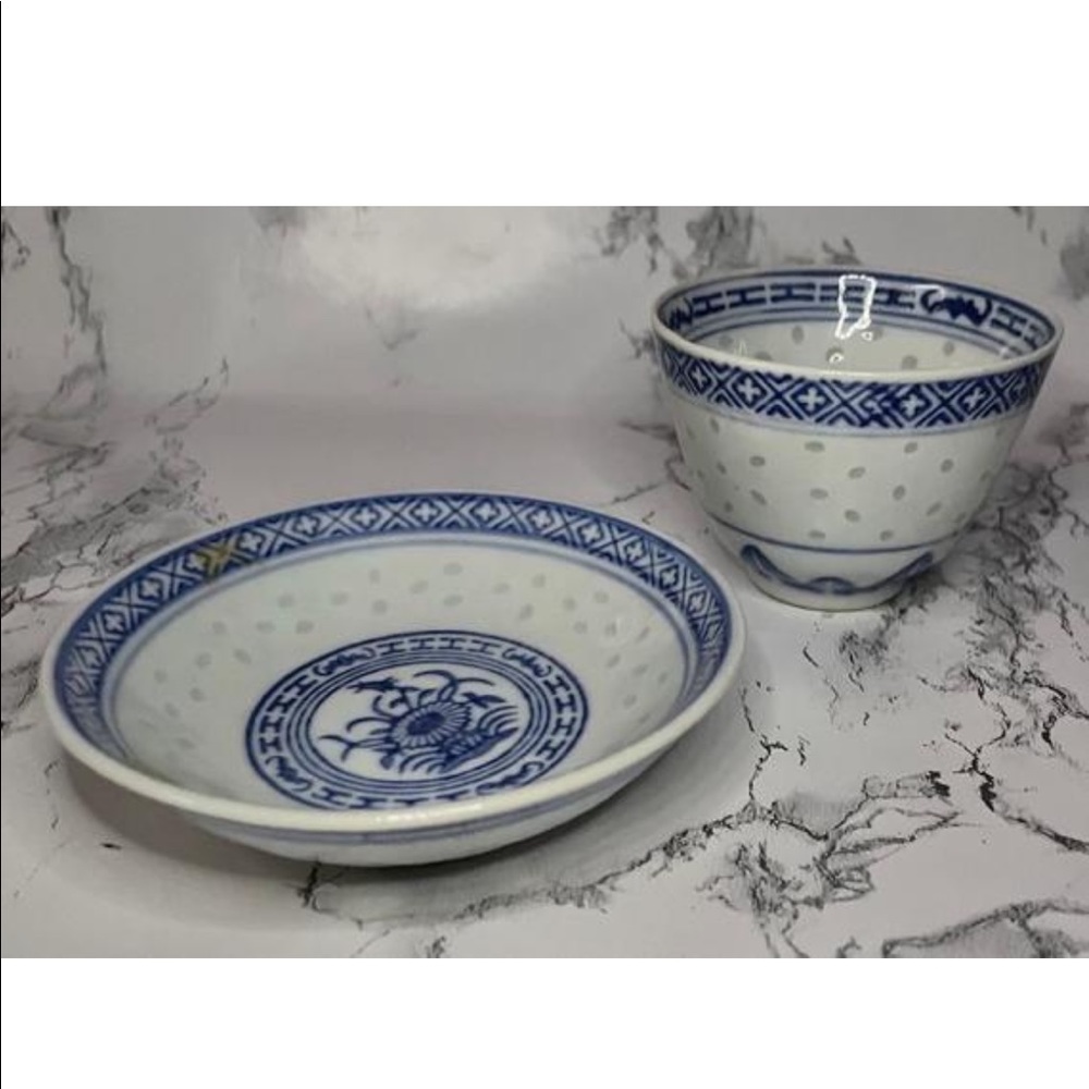 Jingdezhen Rice Grain Pattern Cup and Saucer